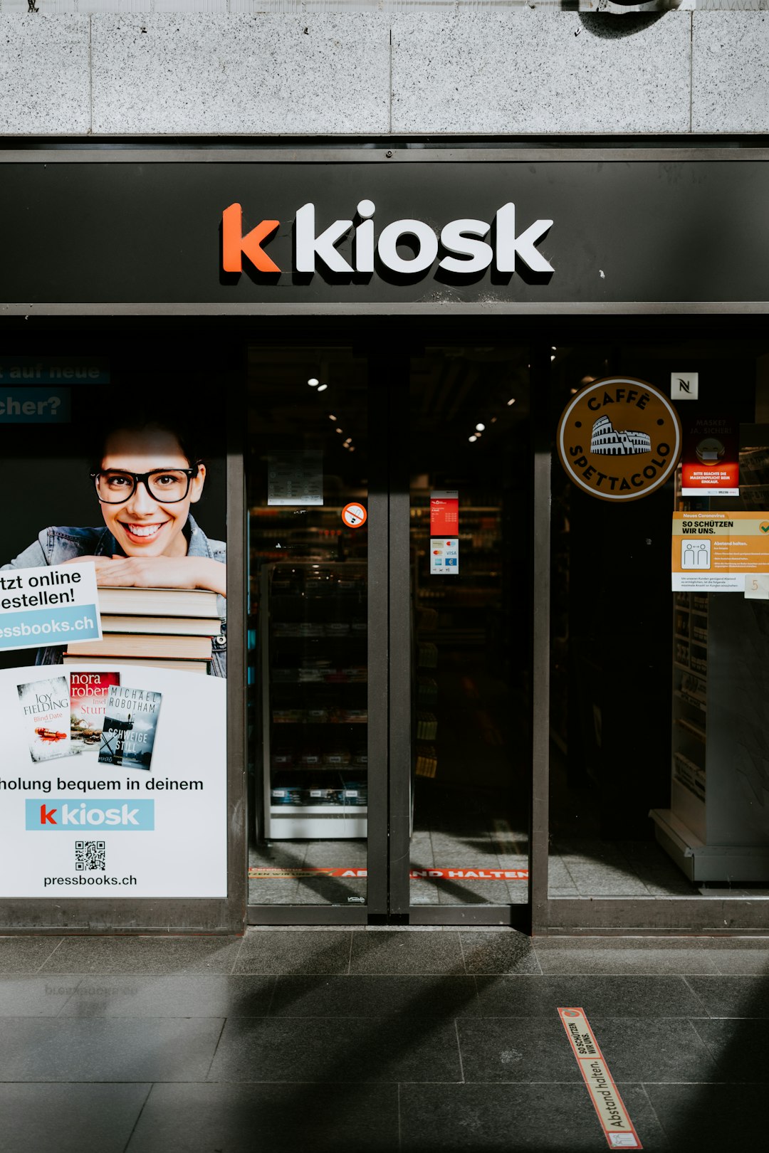 services-img man-in-black-framed-eyeglasses-and-black-jacket-s2zdz6dns5o